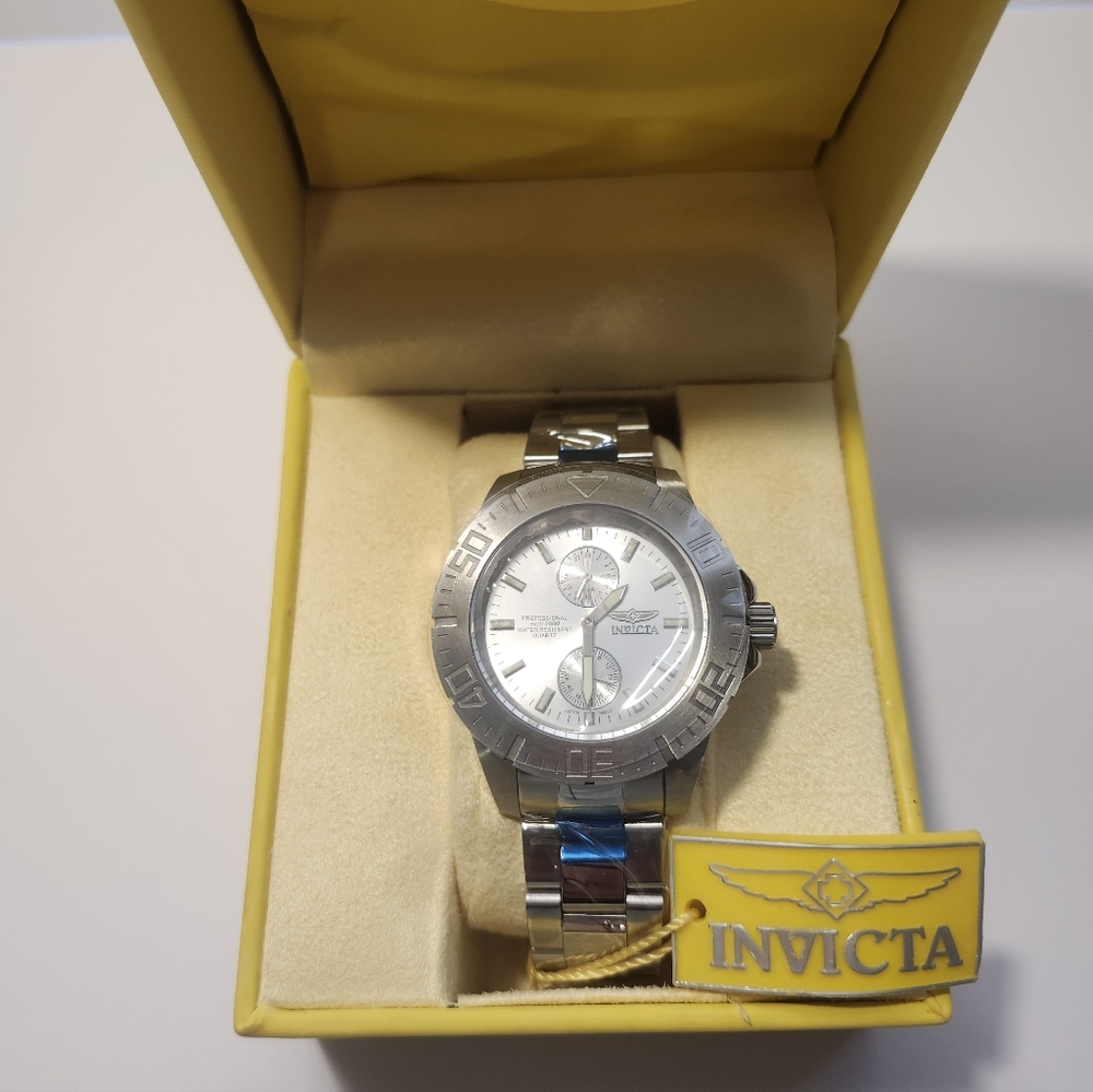 Invicta Pro Driver Men's Watch, Steel Watch in Box BRAND NEW